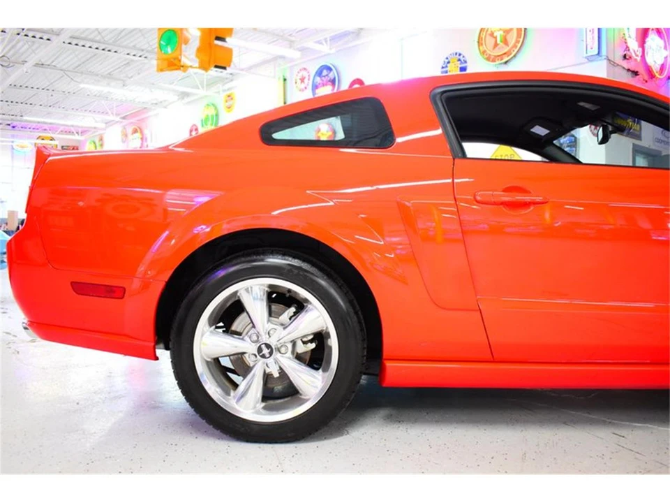 2006 Ford S197 Mustang - Image 7 of 31