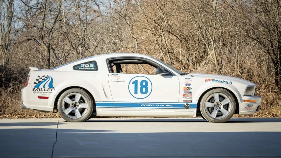 2006 Ford S197 Mustang - Image 8 of 24