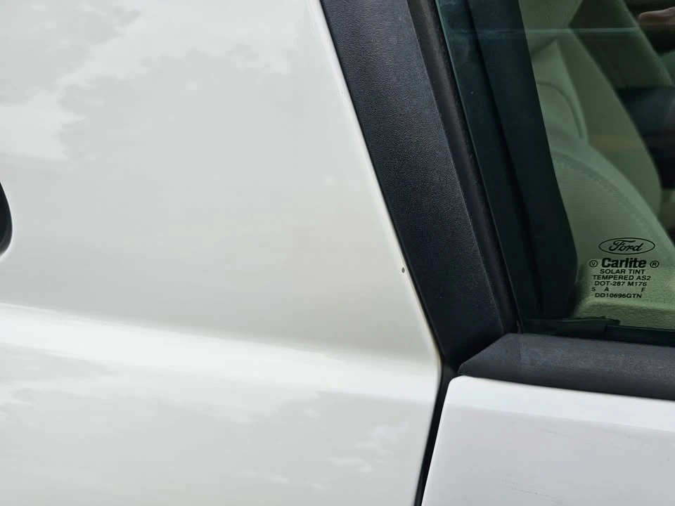 2006 Ford S197 Mustang - Image 10 of 20