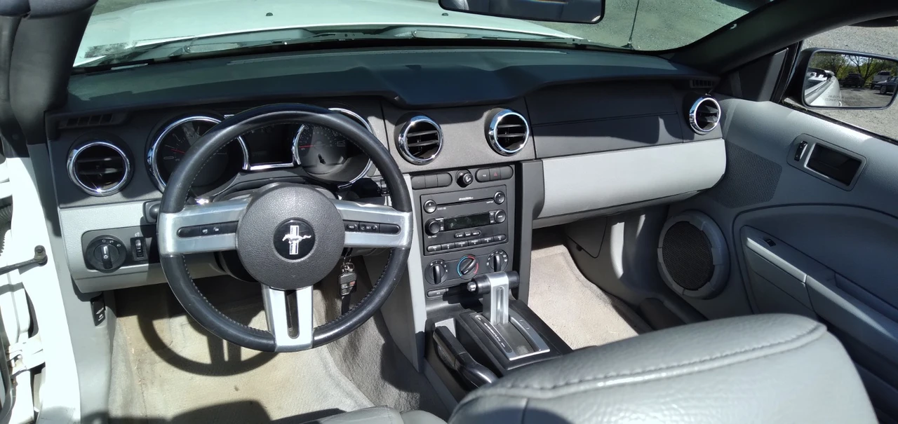 2006 Ford S197 Mustang - Image 16 of 21
