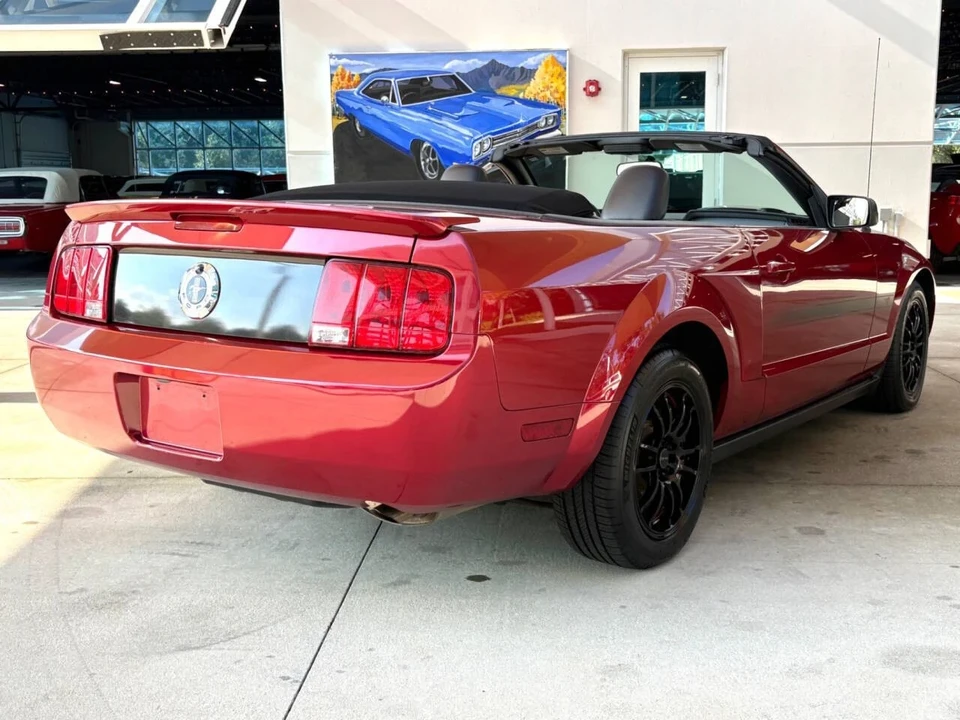 2006 Ford S197 Mustang - Image 5 of 21