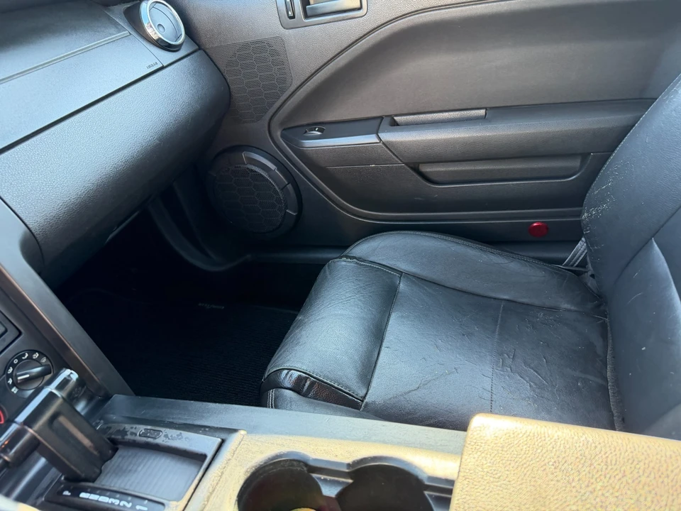 2006 Ford S197 Mustang - Image 11 of 12