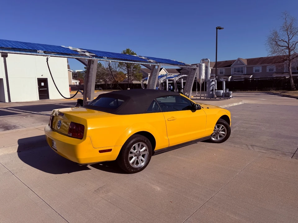 2006 Ford S197 Mustang - Image 9 of 12