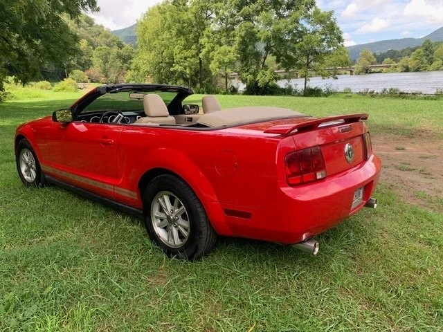2006 Ford S197 Mustang - Image 11 of 21