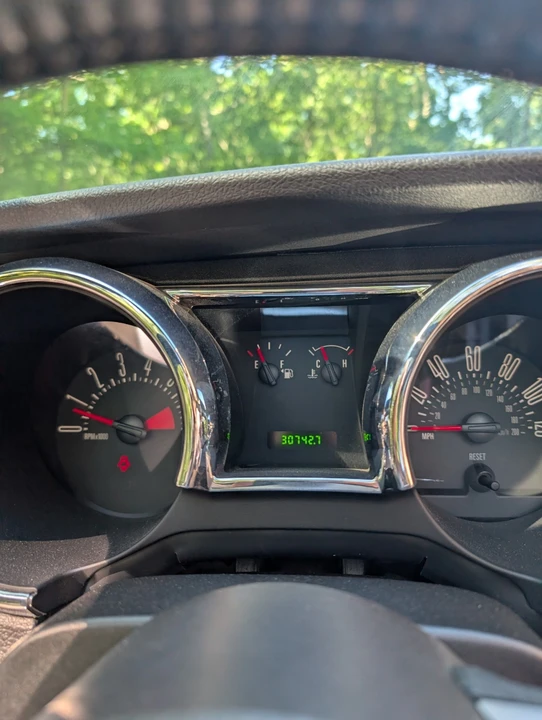 2006 Ford S197 Mustang - Image 11 of 12
