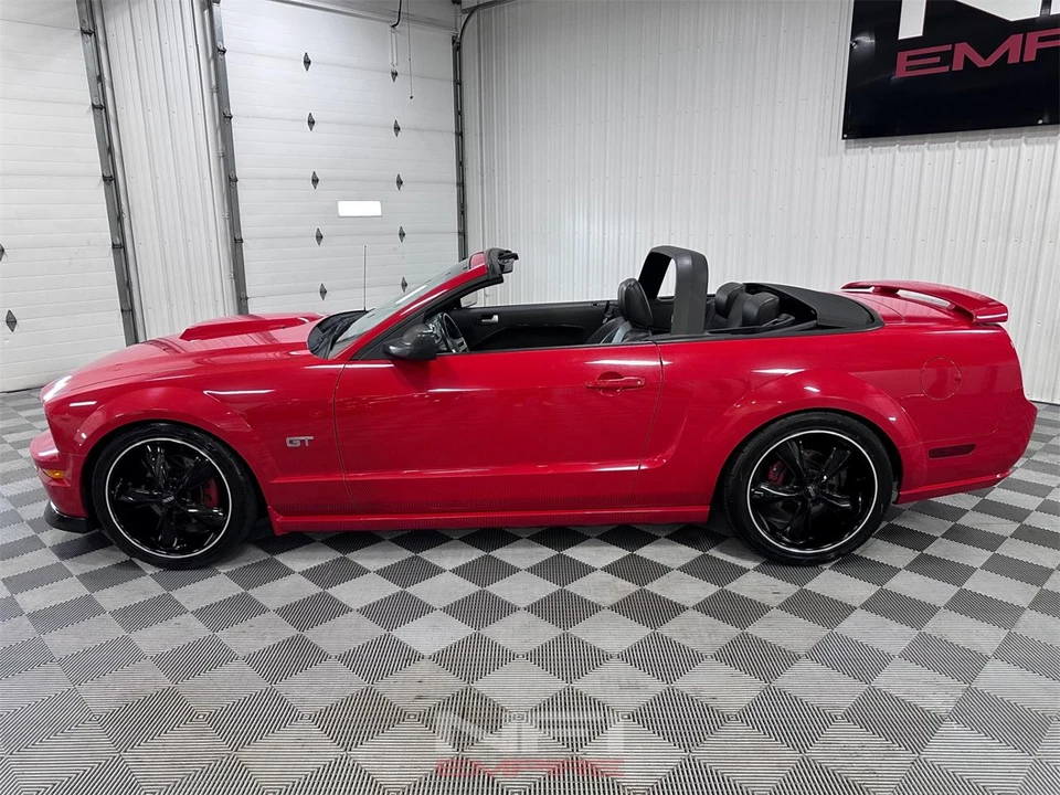 2006 Ford S197 Mustang - Image 4 of 31