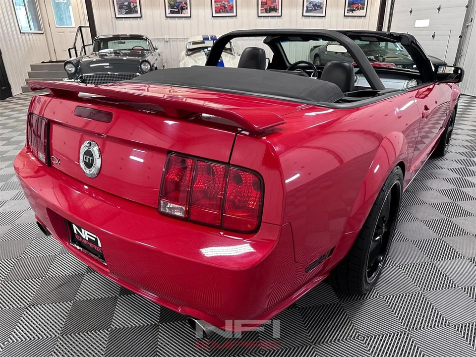 2006 Ford S197 Mustang - Image 14 of 31