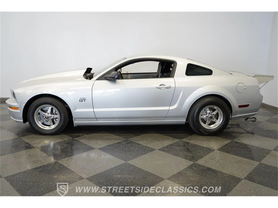 2006 Ford S197 Mustang - Image 8 of 31