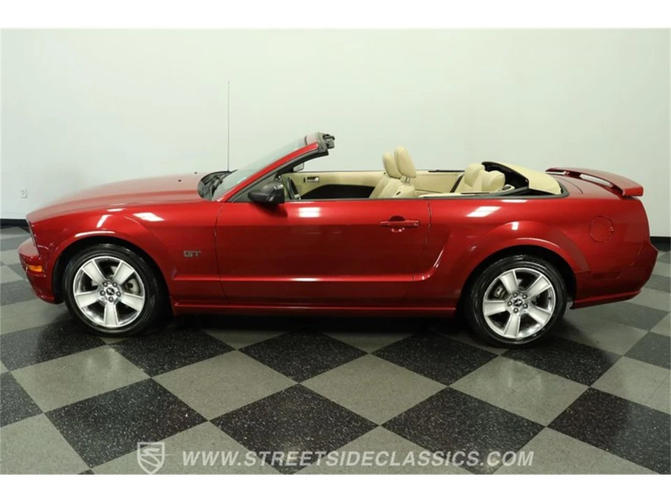 2006 Ford S197 Mustang - Image 2 of 31