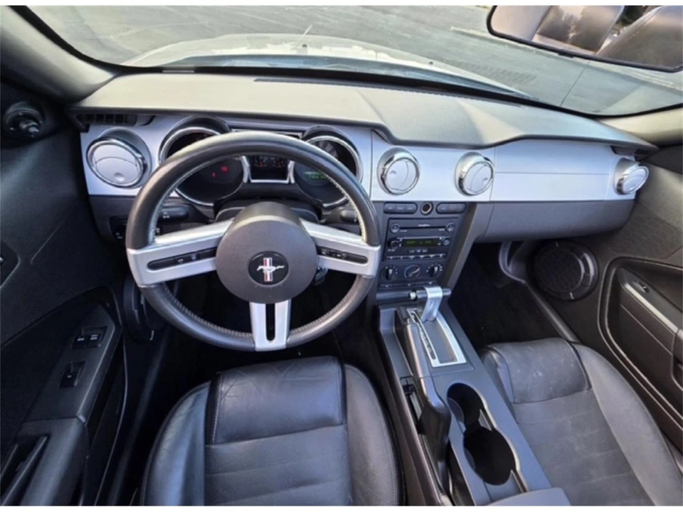 2006 Ford S197 Mustang - Image 14 of 25