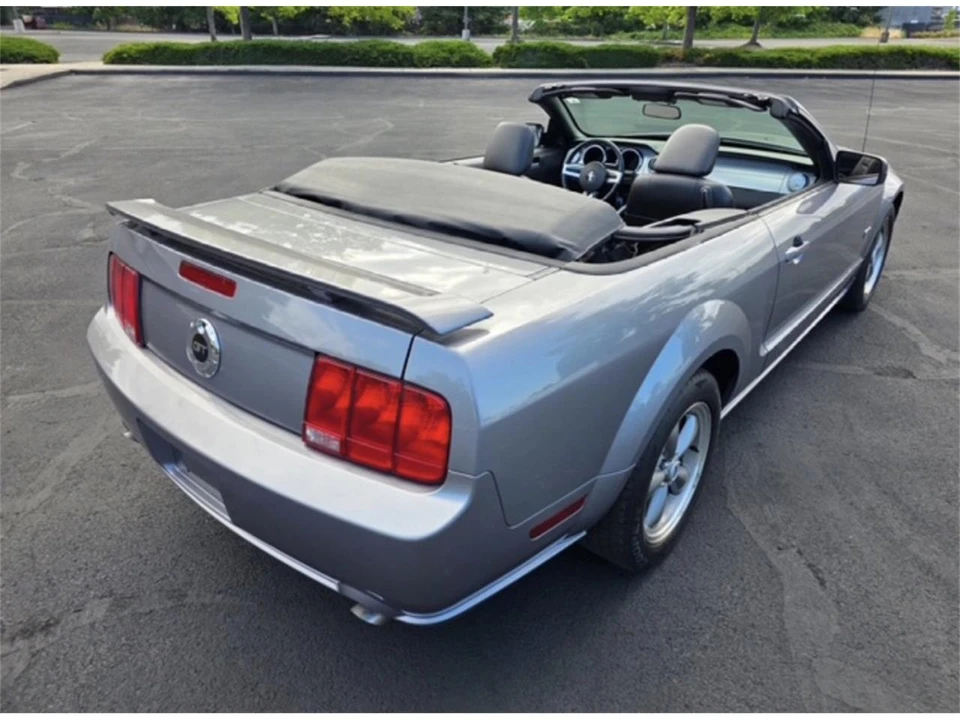 2006 Ford S197 Mustang - Image 9 of 25