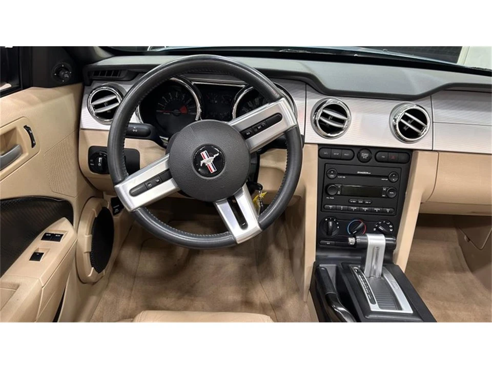 2006 Ford S197 Mustang - Image 8 of 9