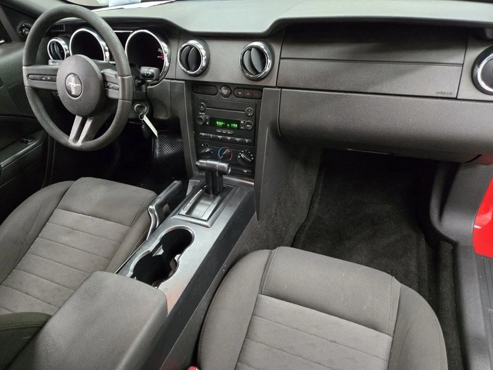 2006 Ford S197 Mustang - Image 11 of 20