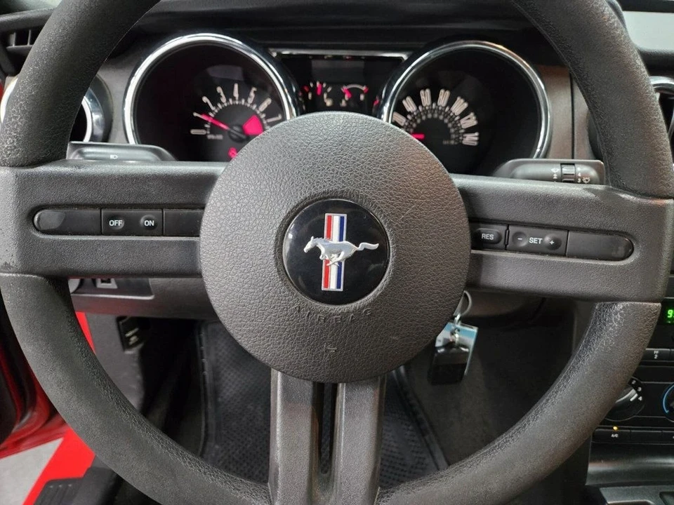 2006 Ford S197 Mustang - Image 13 of 20