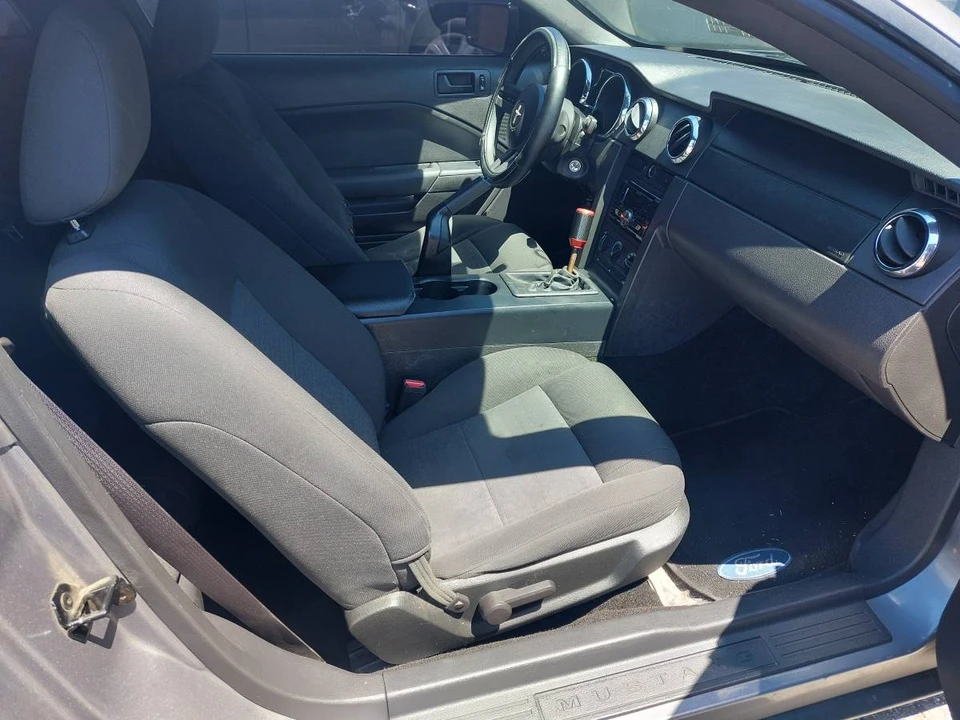 2006 Ford S197 Mustang - Image 10 of 16