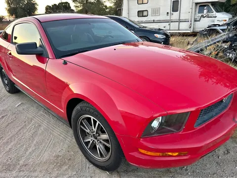 2006 Ford Mustang Black