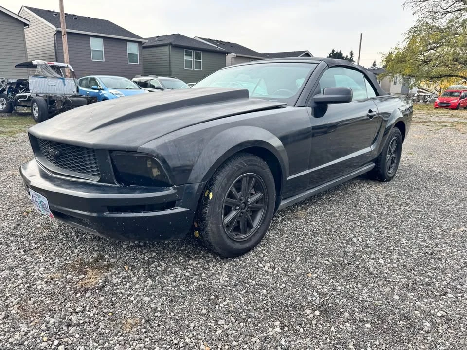 2006 Ford S197 Mustang - Image 2 of 12