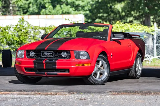 2006 Ford S197 Mustang - Image 2 of 31