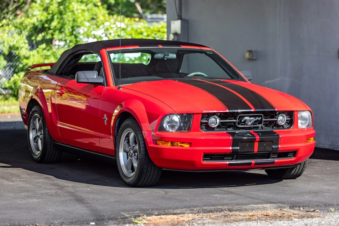 2006 Ford S197 Mustang - Image 9 of 31