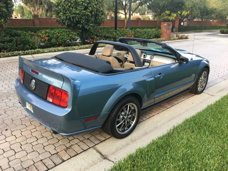 2006 Ford S197 Mustang - Image 10 of 11