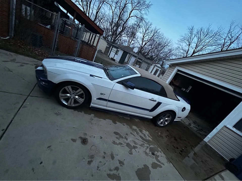 2006 Ford S197 Mustang - Image 2 of 10