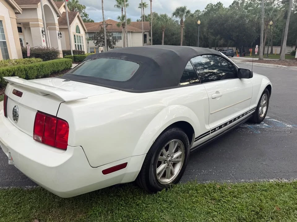 2006 Ford S197 Mustang - Image 9 of 11