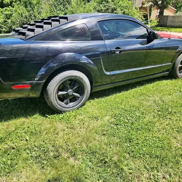 2006 Ford Mustang V6
