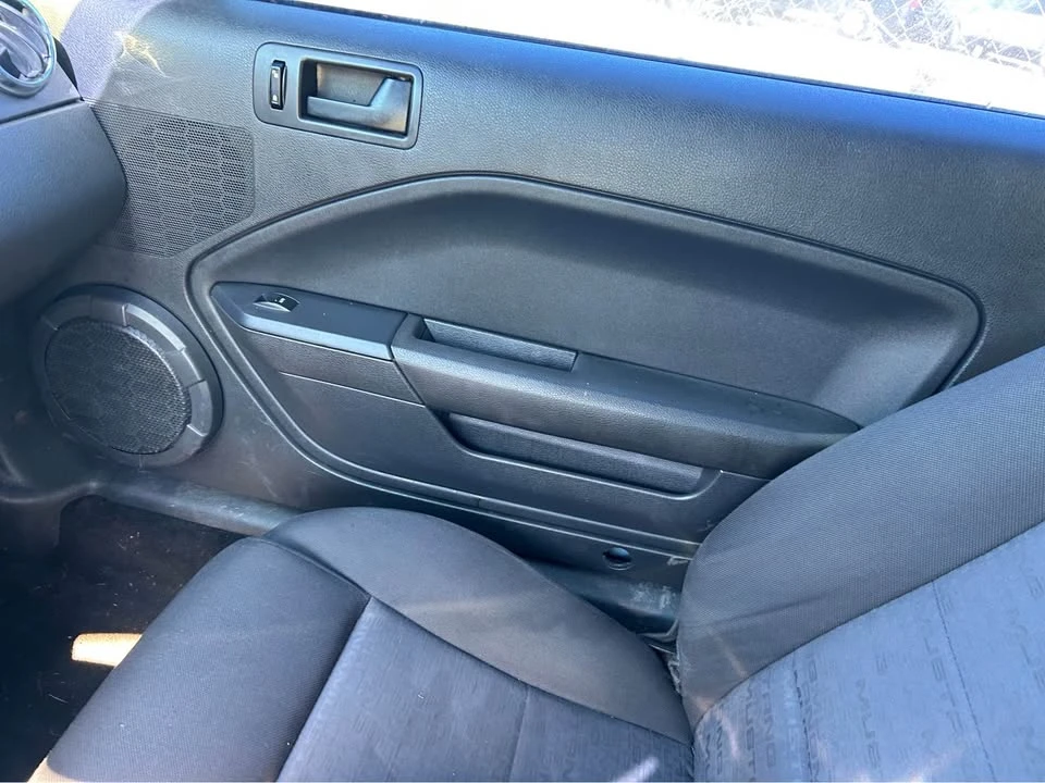 2006 Ford S197 Mustang - Image 10 of 11