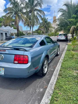 2006 Ford Mustang Coupe 2D