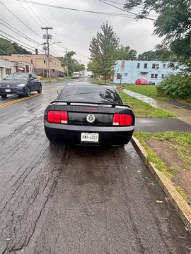 2006 Ford Mustang Coupe 2D