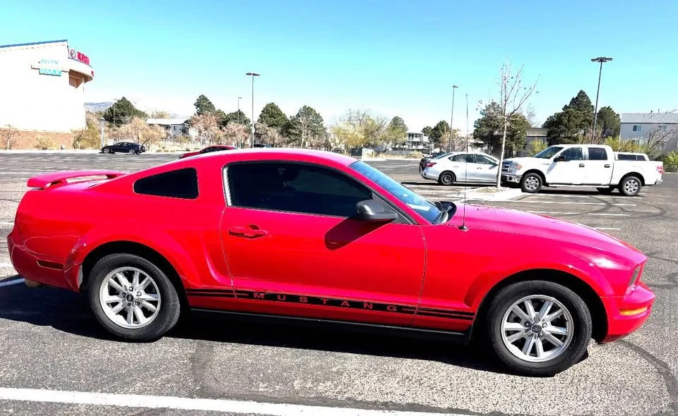 2006 Ford S197 Mustang - Image 2 of 7