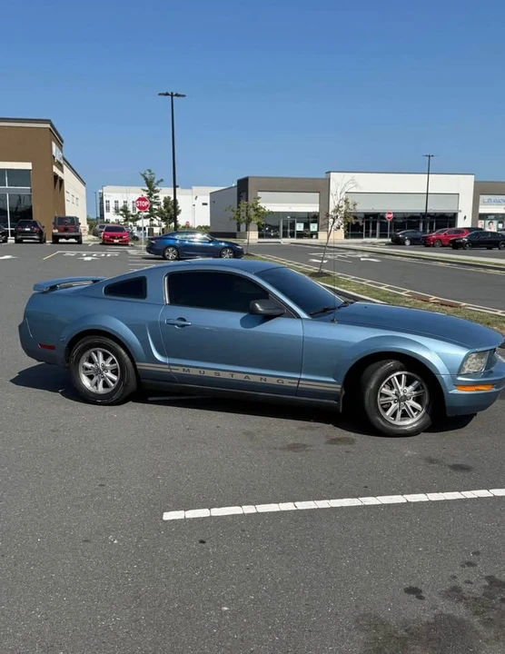 2006 Ford S197 Mustang - Image 2 of 6