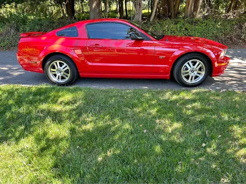 2006 Ford Mustang Fastback GT