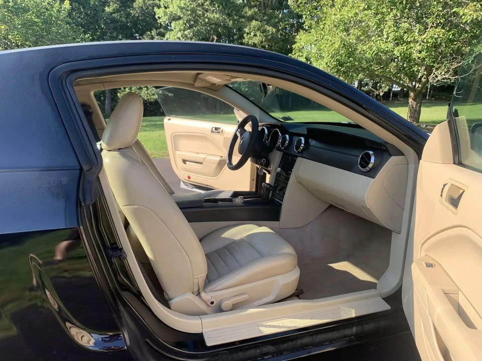2006 Ford S197 Mustang GT - Image 13 of 18