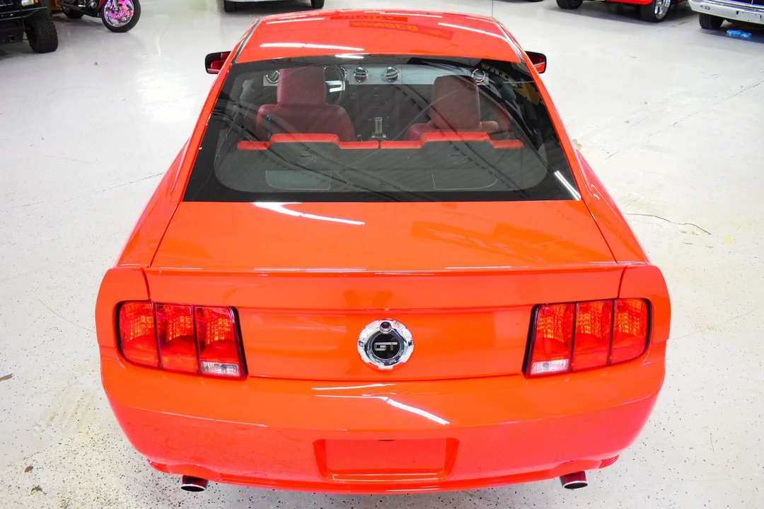 2006 Ford S197 Mustang GT - Image 13 of 20
