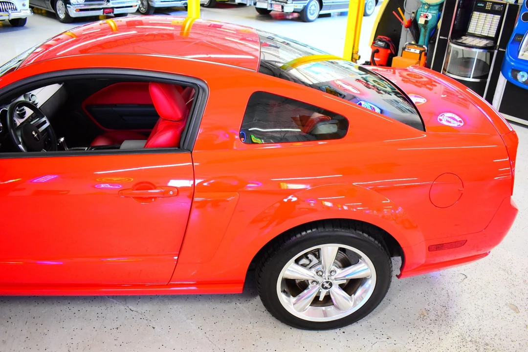 2006 Ford S197 Mustang GT - Image 19 of 20