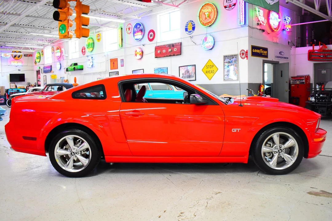 2006 Ford S197 Mustang GT - Image 4 of 20