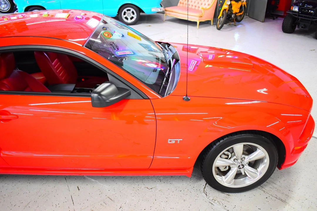 2006 Ford S197 Mustang GT - Image 5 of 20