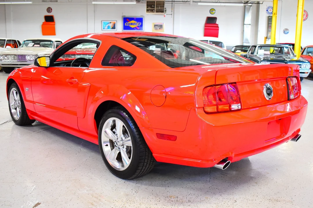 2006 Ford S197 Mustang GT - Image 15 of 20
