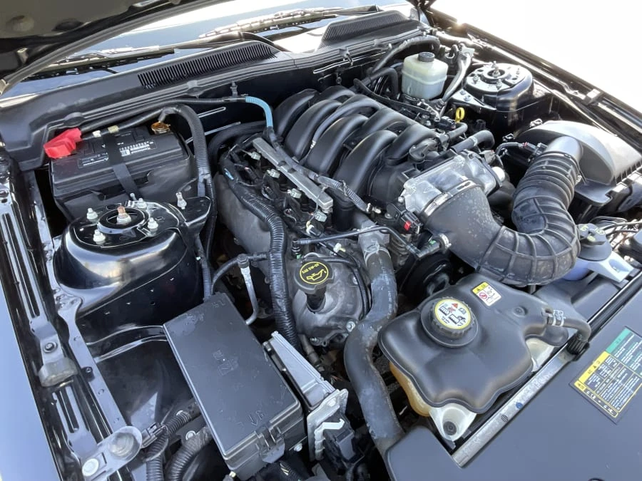 2006 Ford S197 Mustang - Image 16 of 17