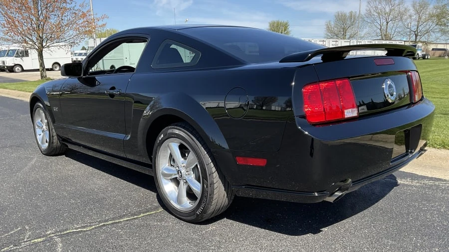 2006 Ford S197 Mustang - Image 3 of 17