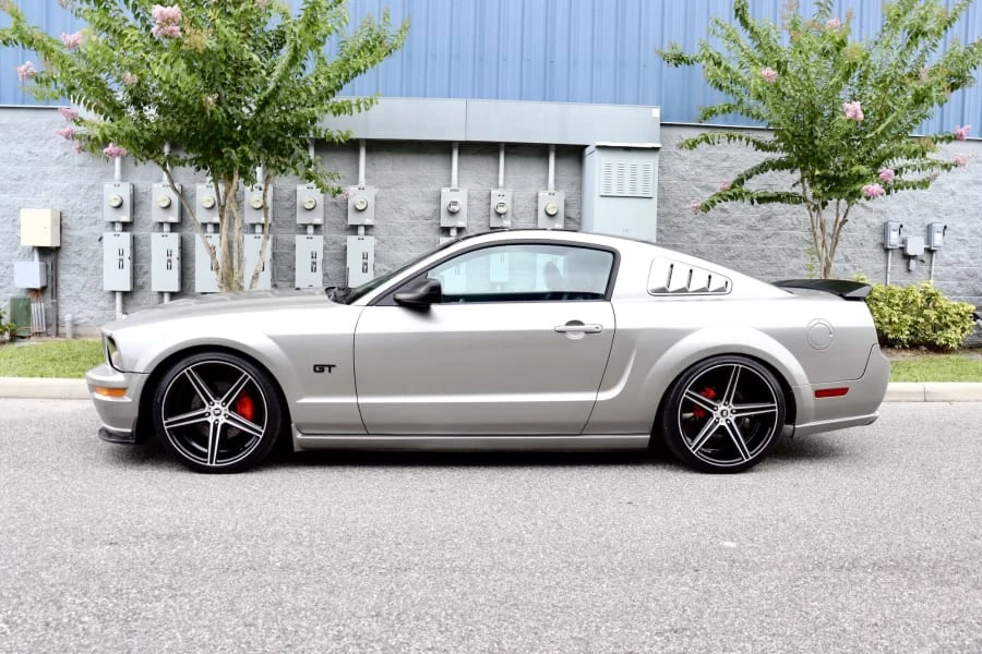 2006 Ford S197 Mustang - Image 2 of 24