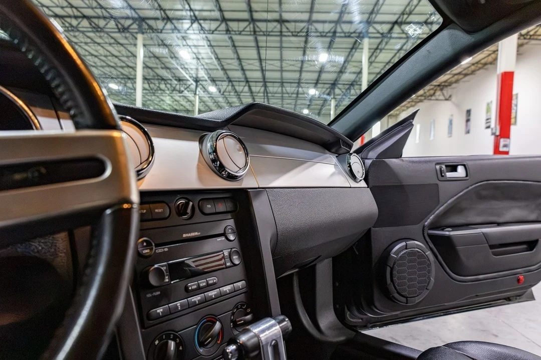 2006 Ford S197 Mustang GT - Image 14 of 31