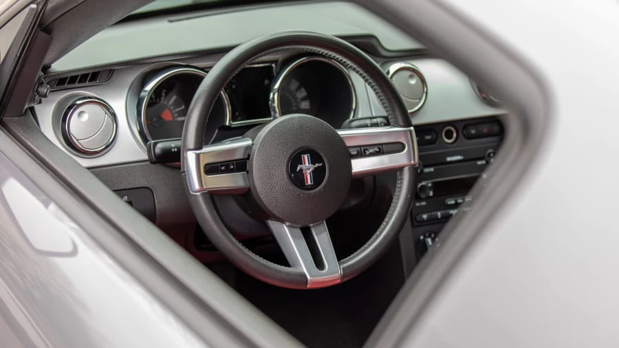 2006 Ford S197 Mustang - Image 10 of 13