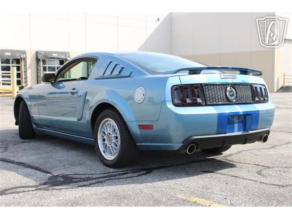 2006 Ford S197 Mustang GT - Image 8 of 31