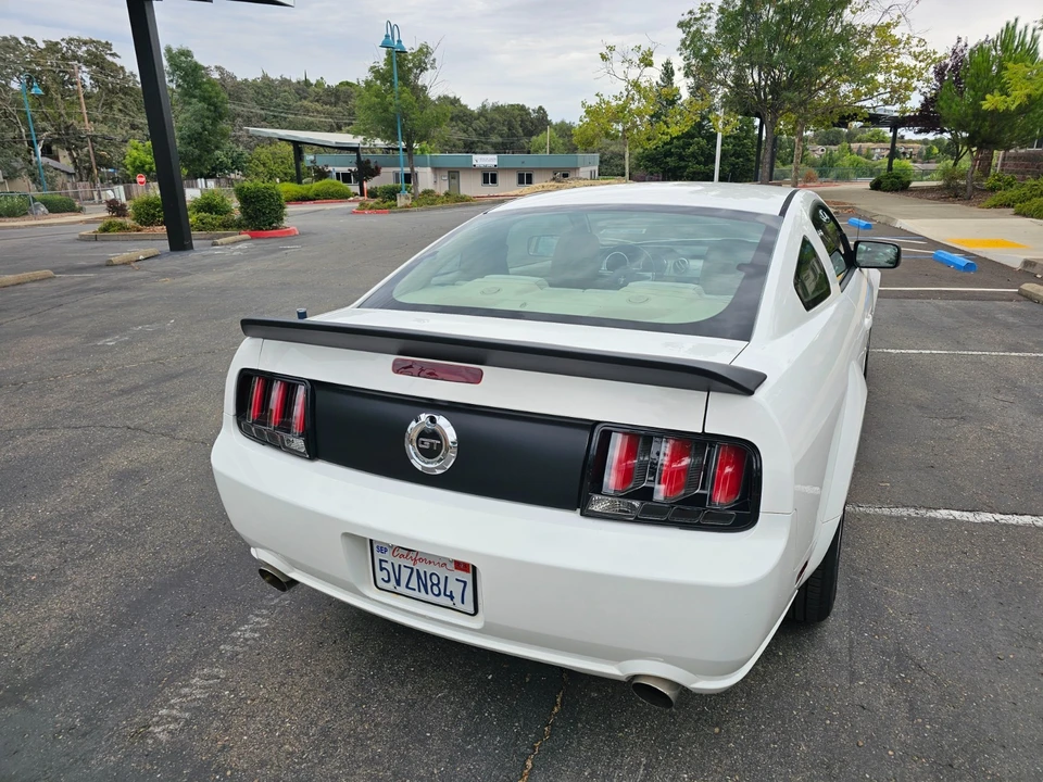 2006 Ford S197 Mustang GT - Image 11 of 31