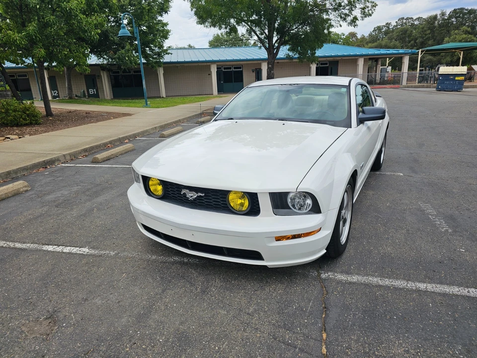 2006 Ford S197 Mustang GT - Image 3 of 31