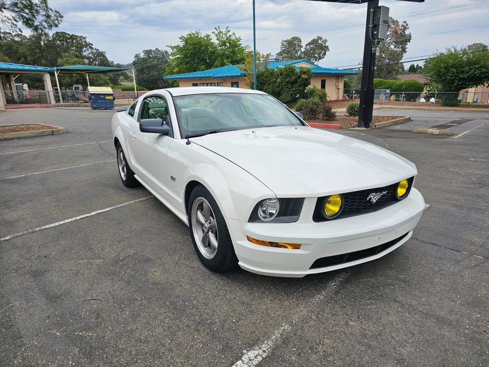 2006 Ford S197 Mustang GT - Image 5 of 31