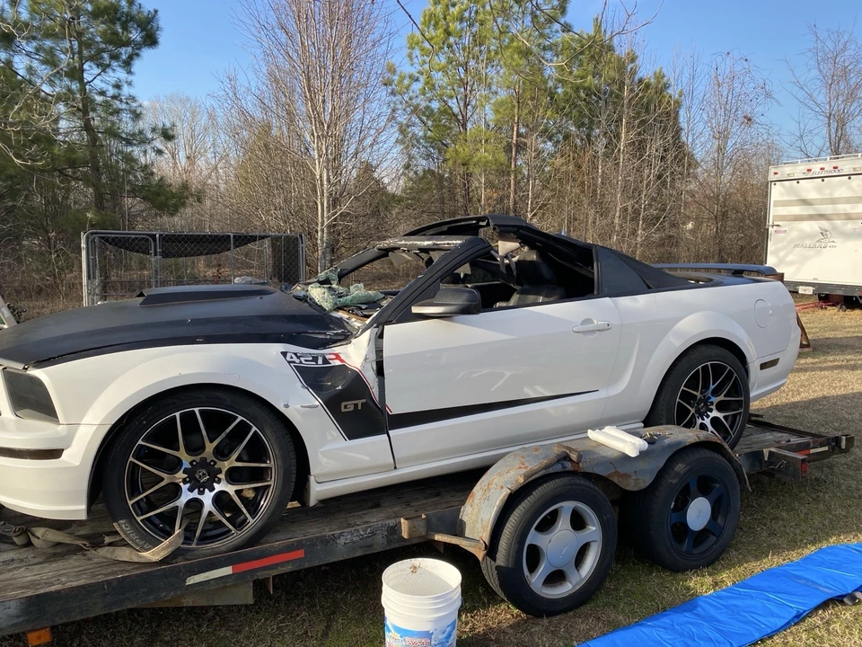 2006 Ford S197 Mustang - Image 2 of 15