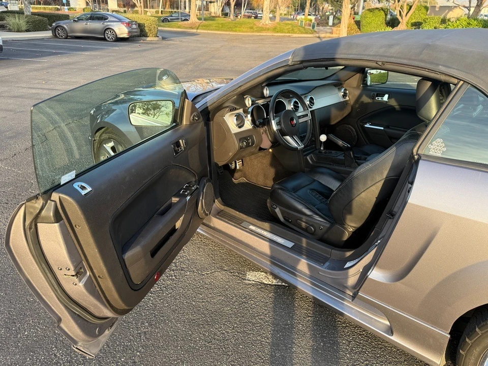 2006 Ford S197 Mustang - Image 13 of 21